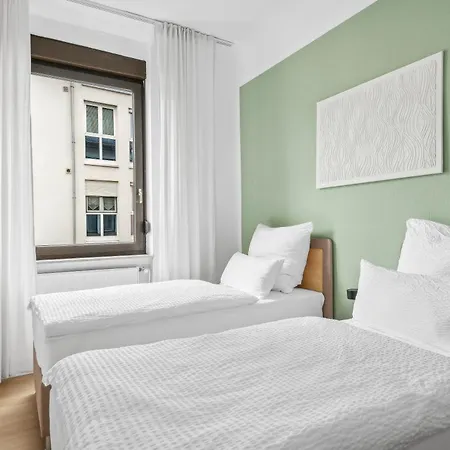 Fabylous Homes I Gruppen I Waschtrockner I Balkon I Belebte Lage Apartament