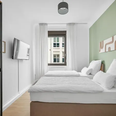 Fabylous Homes I Gruppen I Waschtrockner I Balkon I Belebte Lage *